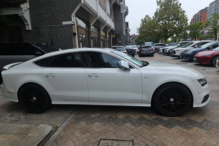 奥迪S7 2013款 4.0 TFSI quattro车身外观6002