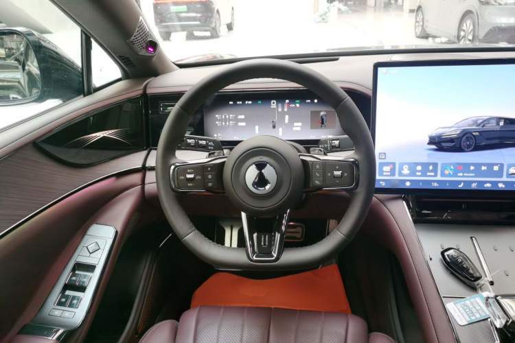 腾势Z9GT 2024款 1100四驱Ultra版局部细节13