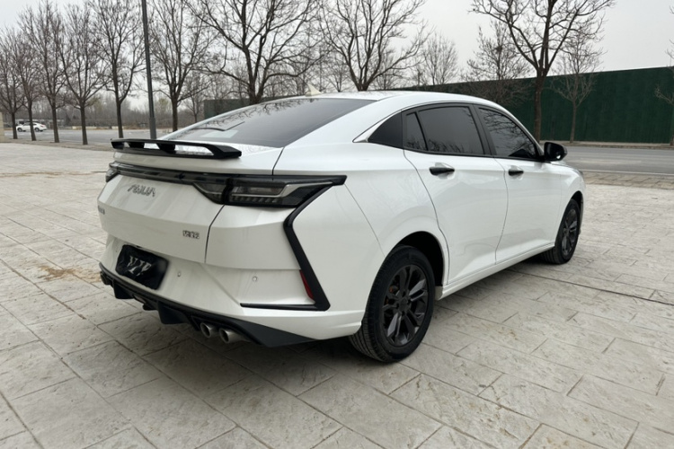 东风风神 奕炫 2023款 马赫版 1.5L 自动追影版车身外观6001