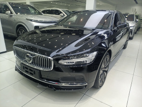 沃尔沃S90新能源 2021款 T8 E驱混动 智逸豪华版