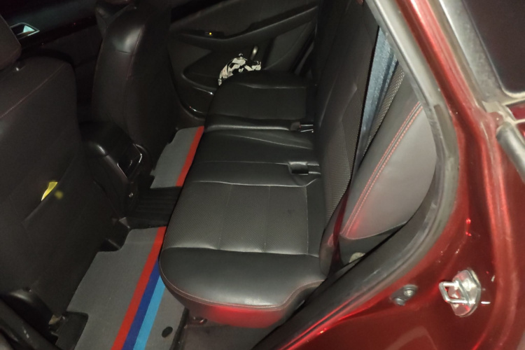 猎豹汽车 猎豹CS10 2017款 1.5T CVT尊贵型中控内饰7004