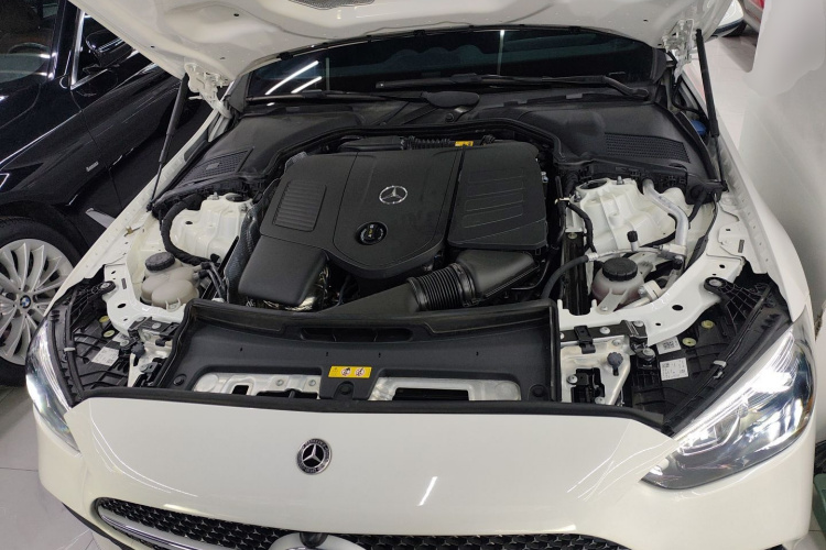 奔驰C级 2023款 改款二 C 260 L 运动版局部细节24