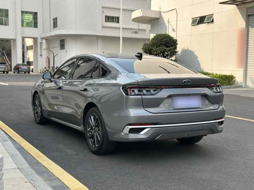 福特 蒙迪欧 2025款 2.0T EcoBoost 豪华型(4)