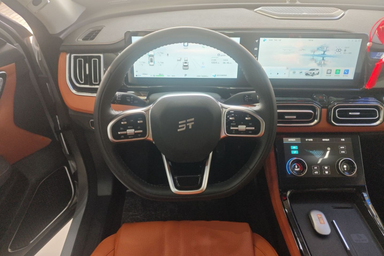 捷途山海L7 2024款 1.5T 120km  ULTRA 5座中控内饰13