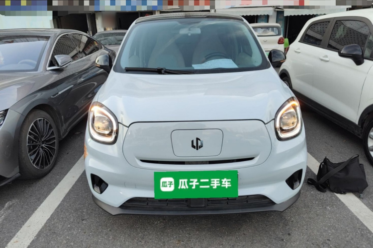 零跑汽车 零跑T03 2024款 403舒享版车身外观2