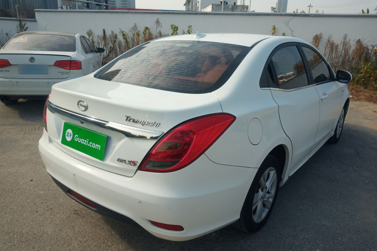 广汽传祺 传祺GA3S视界 2014款 1.6L 自动豪华ESP版车身外观7