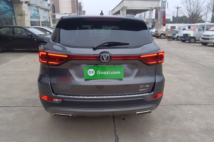 长安CS75 2020款 280T DCT尊贵型 国VI车身外观6