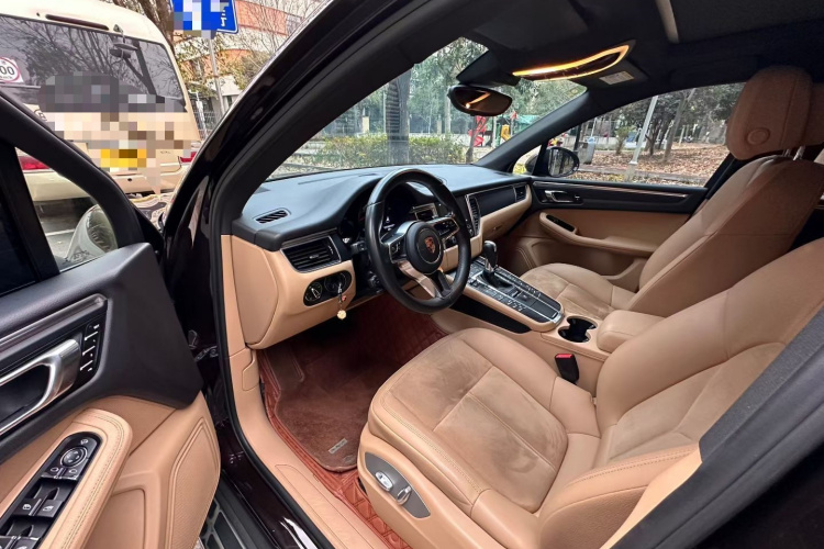 保时捷 2017款  Macan 2.0T中控内饰7001