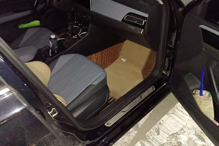 大众 朗逸 2023款 1.5L 自动五百万版局部细节9005