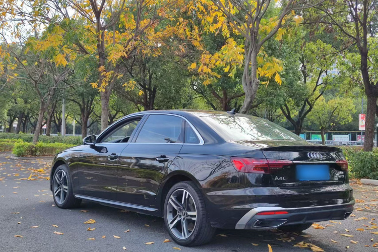 奥迪A4L 2022款 40 TFSI 时尚动感型车身外观6005