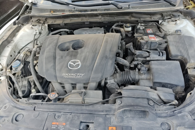 马自达 阿特兹 2014款 2.0L 蓝天豪华版机舱底盘24