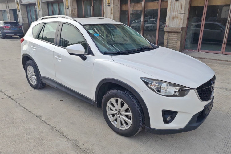 马自达CX-5 2013款 2.0L 自动两驱舒适型车身外观3