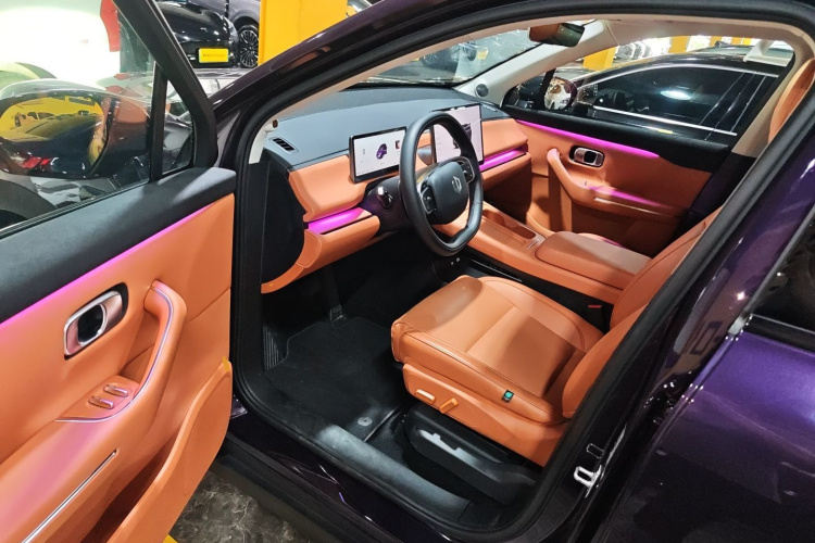 零跑汽车 零跑C16 2024款 增程 200激光雷达版中控内饰20