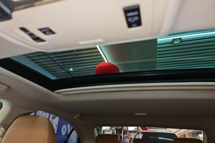 雷克萨斯ES 2016款 200 Midnight特别限量版中控内饰22