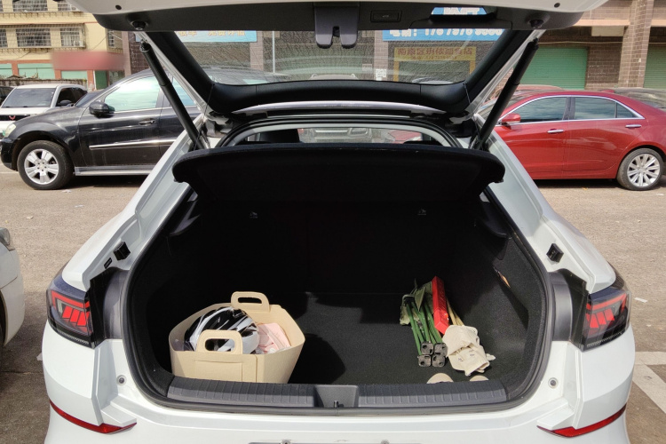 大众 2024款 凌渡L 280TSI DSG酷辣版局部细节23