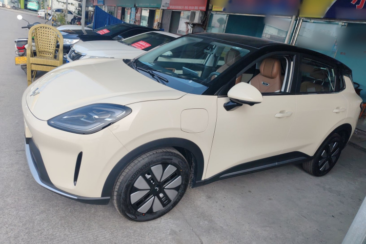 五菱汽车 缤果S 2025款 325km 尊享款车身外观4