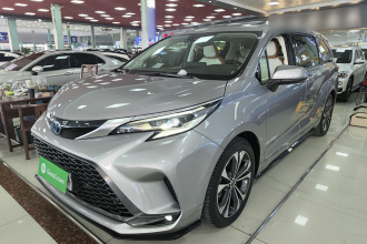 丰田 格瑞维亚 2022款 2.5L混动 旗舰版