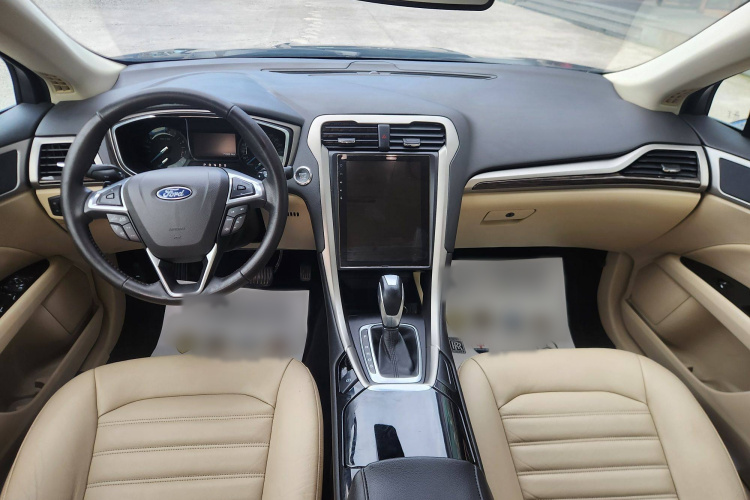 福特 蒙迪欧 2013款 2.0L GTDi200时尚型中控内饰7001