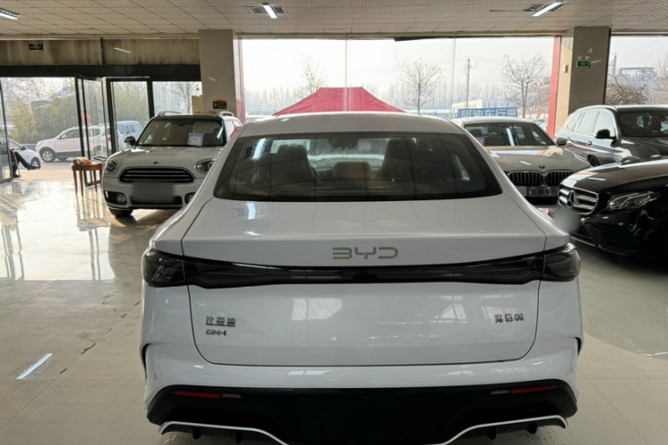 比亚迪 海豹06新能源 2024款 DM-i 120KM尊享型中控内饰7006