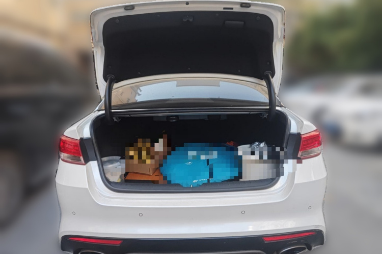 起亚K5 2016款 2.0T 自动PRM局部细节23