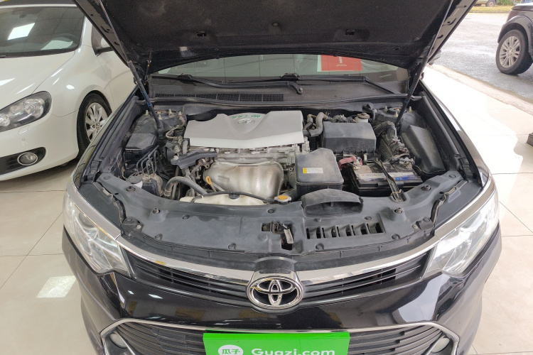 丰田 凯美瑞 2016款 2.0G 十周年纪念领先版机舱底盘24