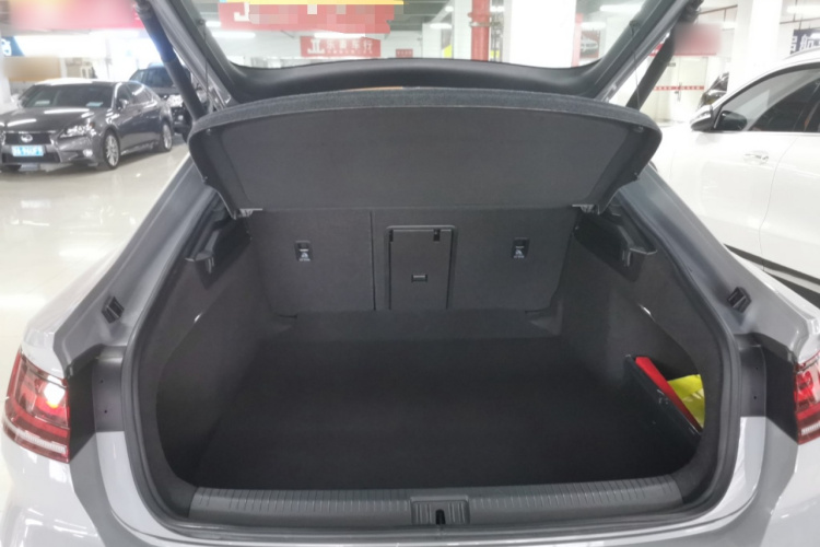 一汽-大众CC 2024款 380TSI 夺目版机舱底盘23