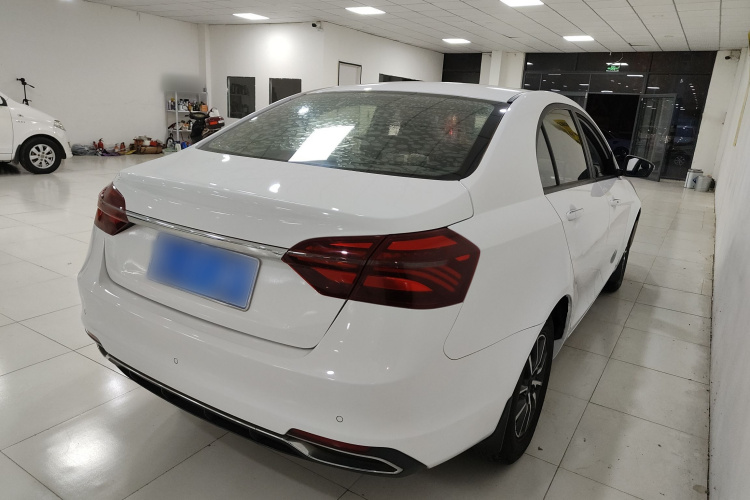 吉利汽车 帝豪 2019款  领军版 1.5L 手动豪华型 国VI车身外观6005