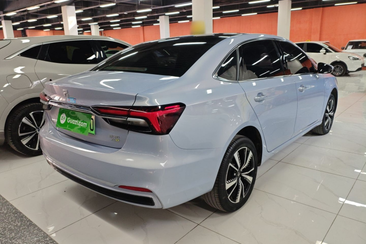 飞凡汽车 飞凡ER6 2021款 新动版 620km 智行版车身外观7