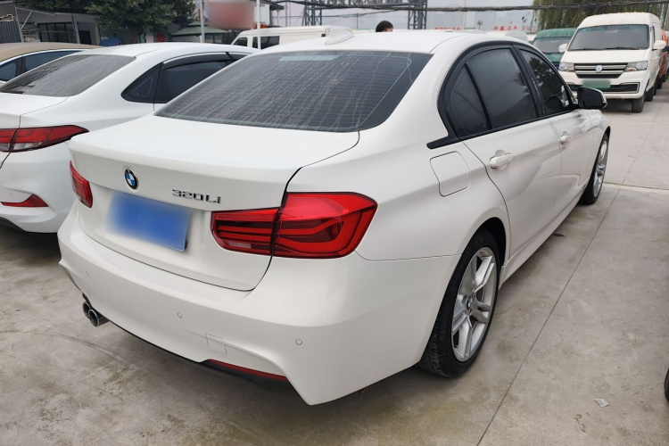 宝马3系 2018款 320Li 领先型M运动套装车身外观7