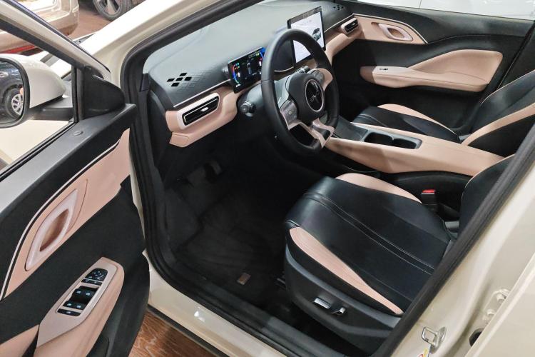 比亚迪 海鸥 2024款 荣耀版 405km 飞翔版中控内饰7003