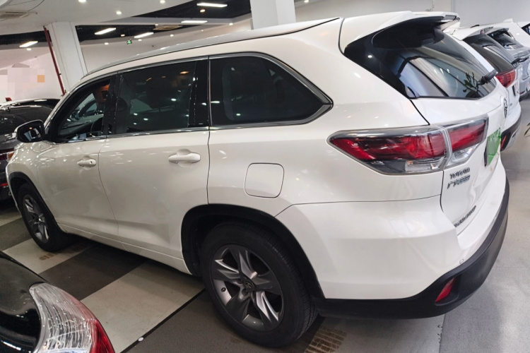 丰田 汉兰达 2015款 2.0T 四驱豪华版 7座车身外观6003