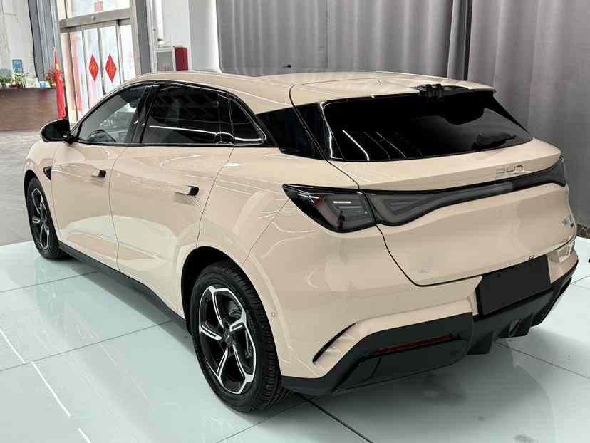 比亚迪 海豹06GT 2025款 智驾版 605热浪版(4)