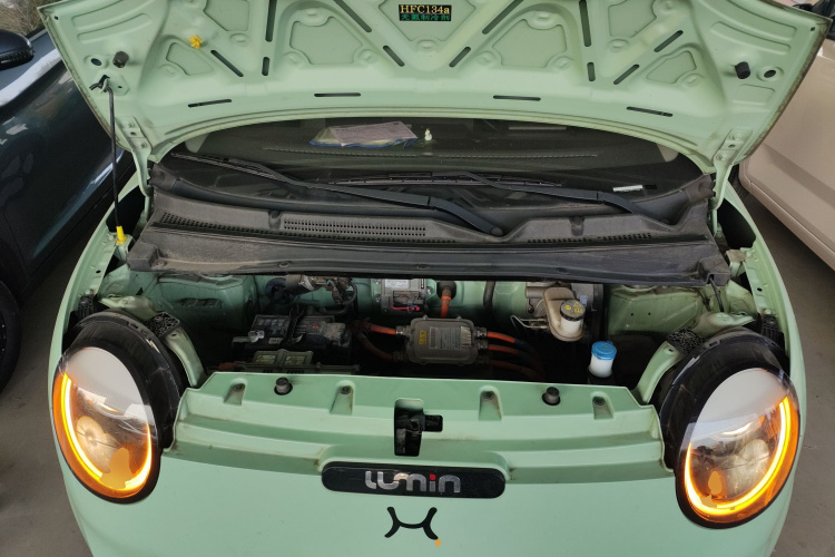 长安启源 长安Lumin 2022款 210km 香甜款机舱底盘24