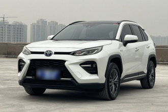 丰田 威兰达 2023款 双擎 2.5L E-CVT四驱尊贵版