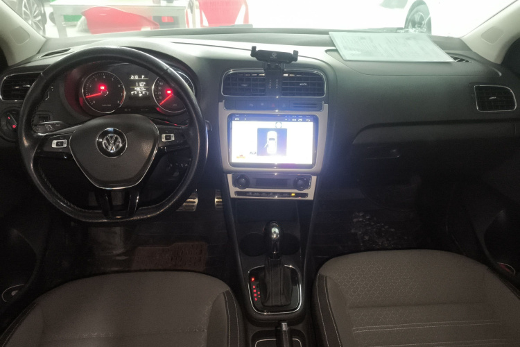 大众 2014款 1.6L Cross Polo 自动中控内饰7002