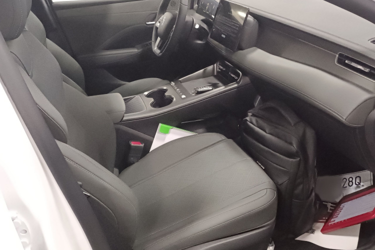 比亚迪 秦PLUS 2025款 DM-i 智驾版 128KM进取型局部细节41