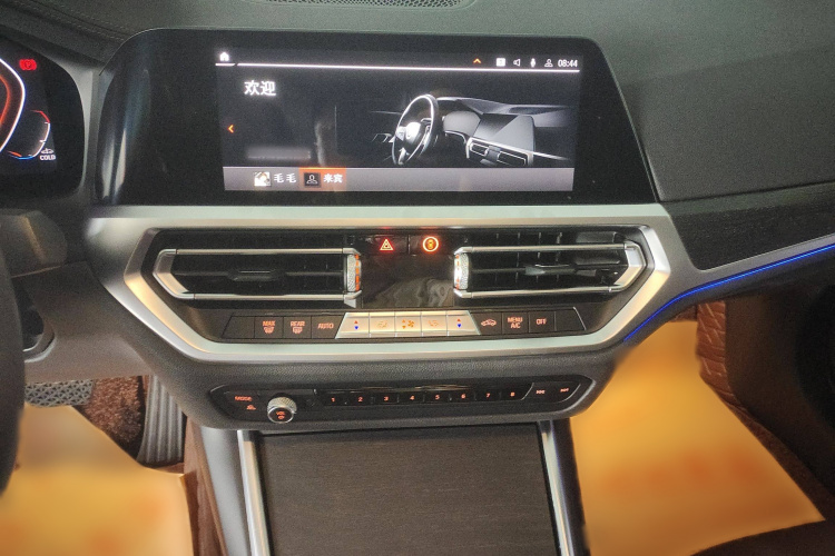 宝马3系 2020款 325i M运动套装局部细节9002