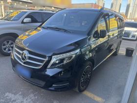 奔驰V级 2018款 V 260 L 尊贵加长版 国VI