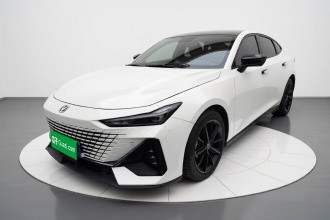 长安UNI-V 2022款 1.5T 尊贵型