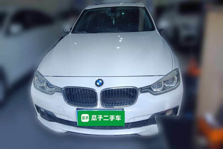 宝马3系 2016款 320Li 时尚型车身外观2