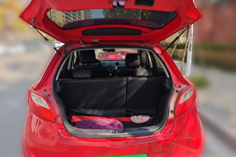 马自达2 2012款 两厢炫动 1.5L 自动超值版局部细节23