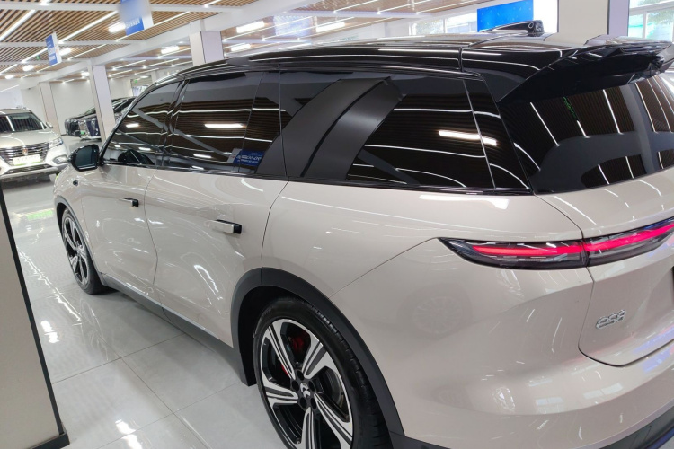 蔚来ES8 2024款 75kWh车身外观4