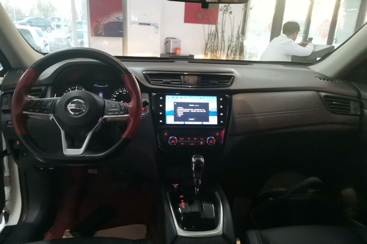 日产 奇骏 2021款 2.0L CVT 2WD XL ITS智联舒适版中控内饰12
