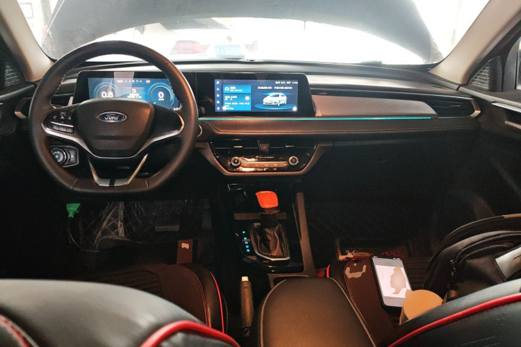 福特 福睿斯 2021款 1.5L 自动钻石版中控内饰12