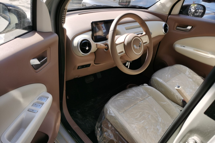 五菱汽车 宏光MINIEV 2025款 四门版 进阶款中控内饰20