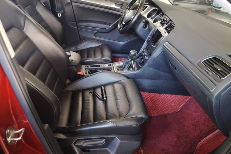 大众 高尔夫 2016款 230TSI 自动豪华型局部细节41