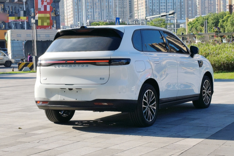 零跑汽车 零跑B10 2025款 510激光雷达版车身外观7