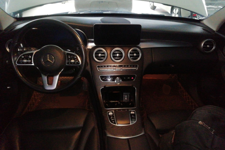 奔驰C级(进口) 2020款 C 260 旅行轿车中控内饰12