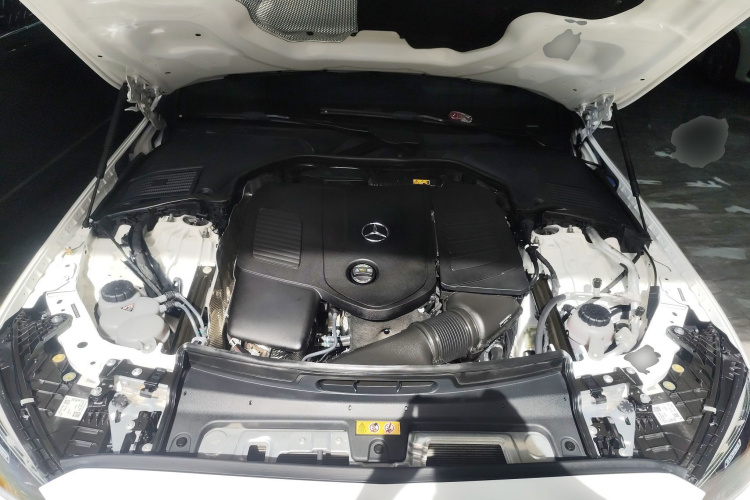 奔驰C级 2022款 C 200 L 运动版局部细节24