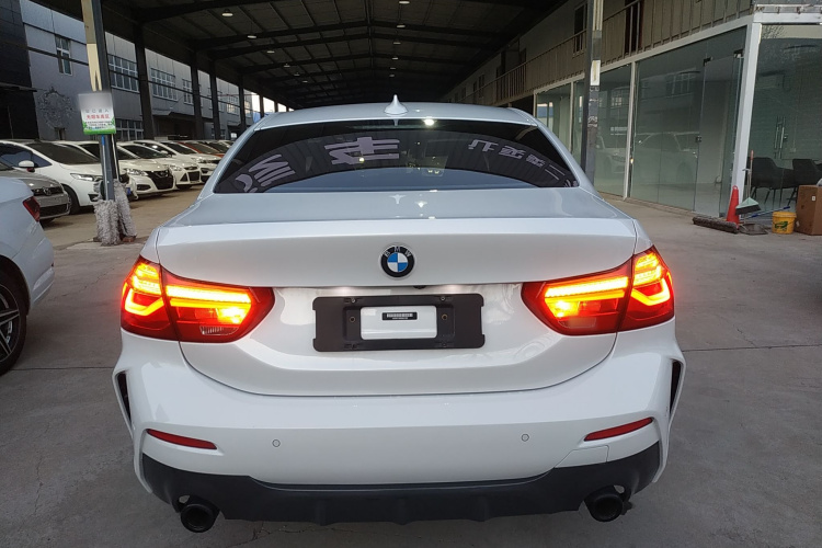 宝马1系 2021款 改款 125i M运动曜夜版车身外观6004